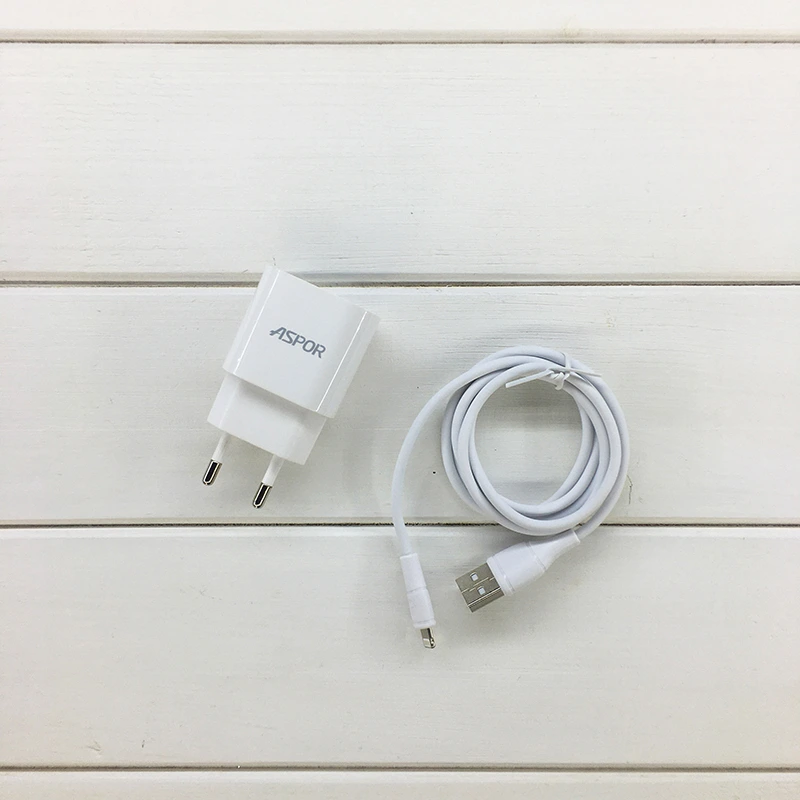 Мережевий зарядний пристрій Aspor A818 Plus 2.4A iQ + USB кабель Lightning- білий — Aspor