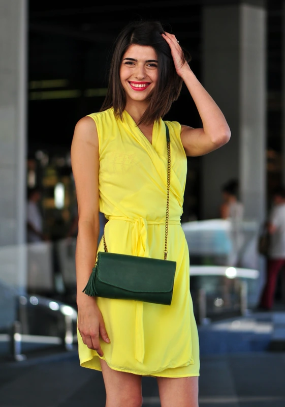 Шкіряна жіноча сумка Еліс зелена crazy horse — BlankNote