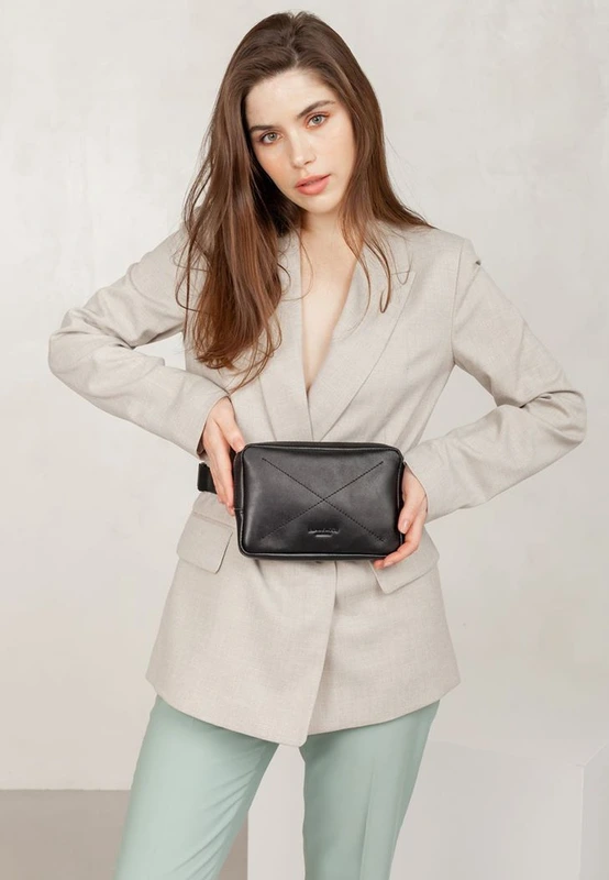 Шкіряна поясна сумка Dropbag Minі чорна — BlankNote