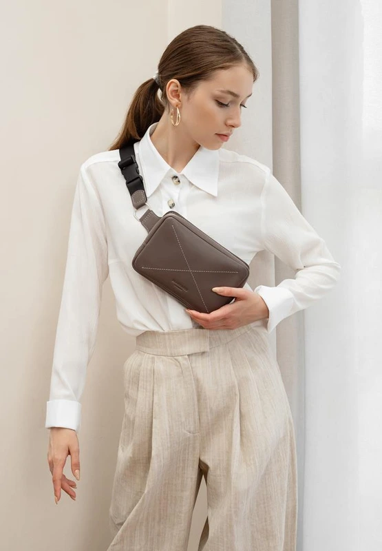 Шкіряна поясна сумка Dropbag Mini темно-бежева