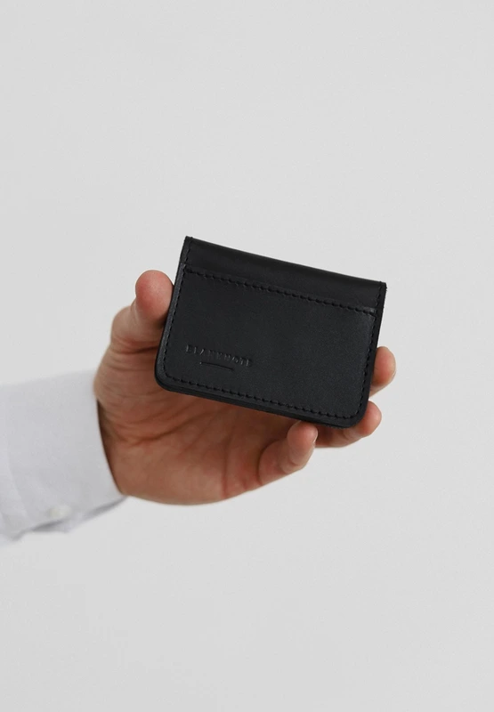 Шкіряна обкладинка для ID-паспорта і водійського повсідчення 4.0 чорна — BlankNote