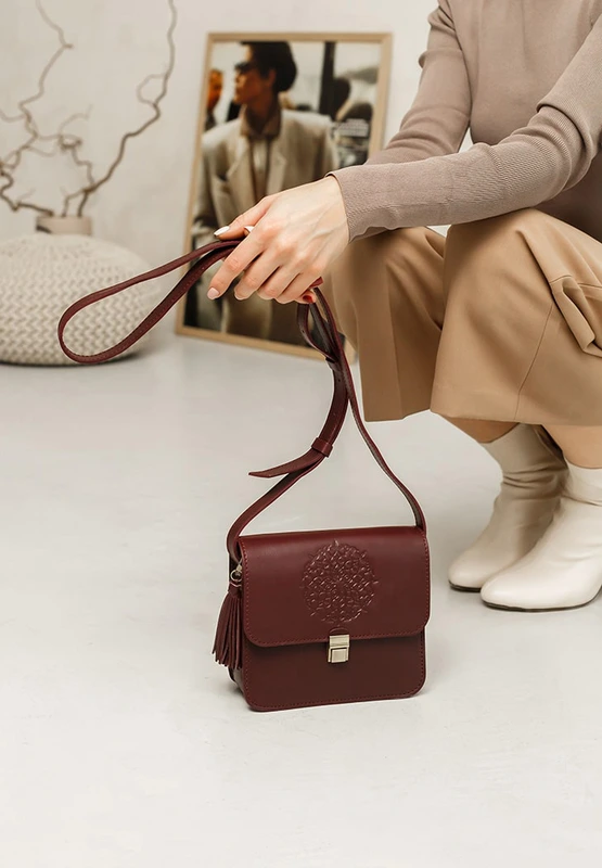 Шкіряна жіноча бохо-сумка Лілу бордова Krast — BlankNote