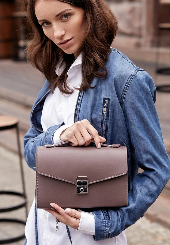 Жіноча шкіряна сумка-кроссбоді Lola темно-бежева