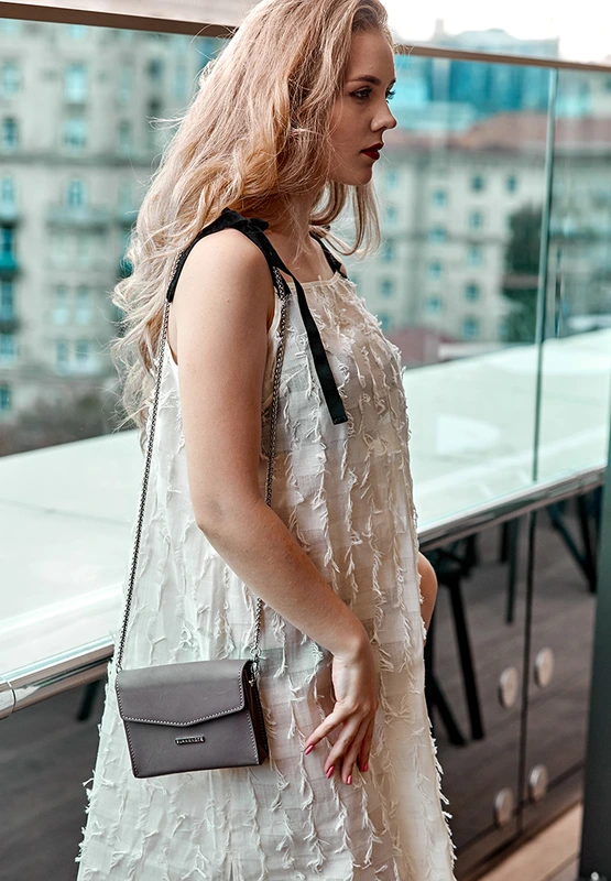 Жіноча шкіряна сумка поясна / кроссбоді Mini темно-бежева