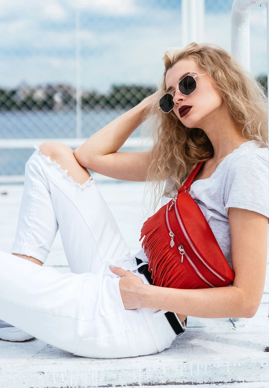 Шкіряна жіноча сумка на пояс Spirit червона — BlankNote