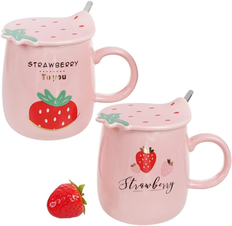 Кружка фарфорова "Полуничка" 420мл з кришкою і ложкою, рожева