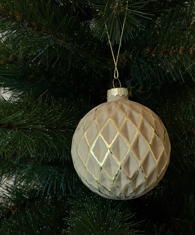 Ялинкова скляна кулька "Chomik" Ø 8 см, рельєф соти, бежево-золотиста