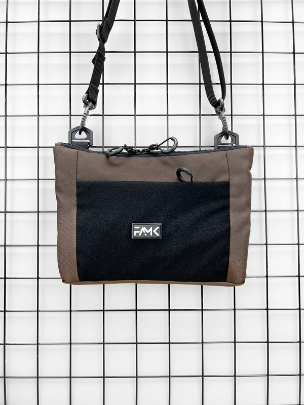 Сумка плоска через плече з велкро панель (месенджер, планшетка) для чоловіків та жінок, Коричневий — FAMK