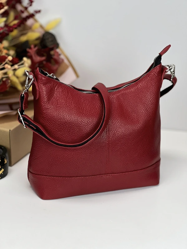 Жіноча сумка крос-боді (через плече) з натуральної шкіри, Червоний