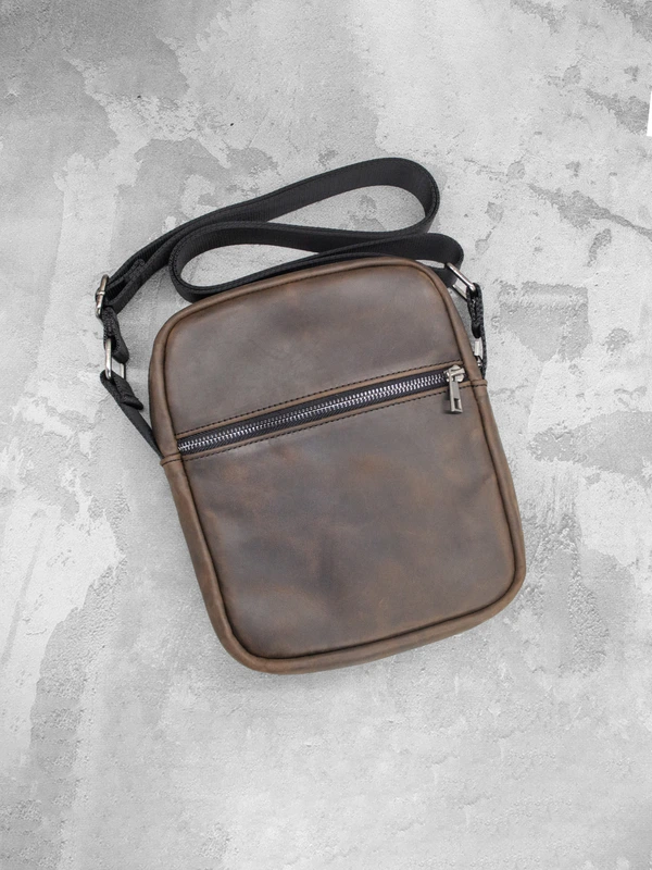 Чоловіча сумка месенджер (через плече) з натуральної шкіри crazy horse, Темно-коричневий