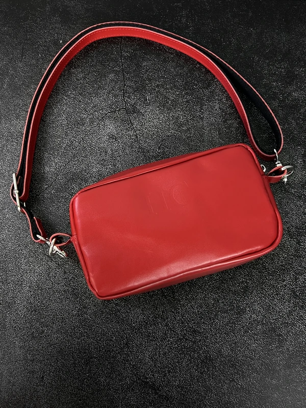 Жіноча сумка крос-боді (через плече) з натуральної шкіри розмір S, Червоний