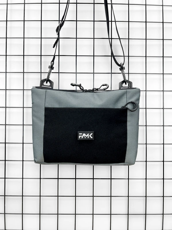 Сумка плоска через плече з велкро панель (месенджер, планшетка) для чоловіків та жінок, Темно-сірий — FAMK