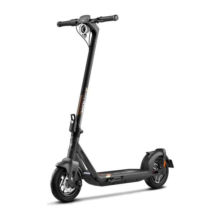 Електросамокат NIU KQi Air X Black 9,5", 350(700)W, 9,4Ah, 50km, 25km/h, 20%, App, 11,7 kg — NIU