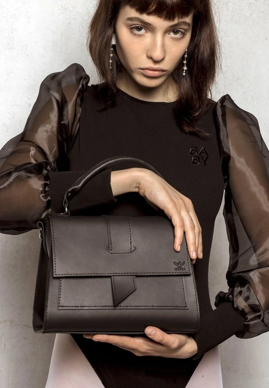 Жіноча шкіряна сумка Ester чорна