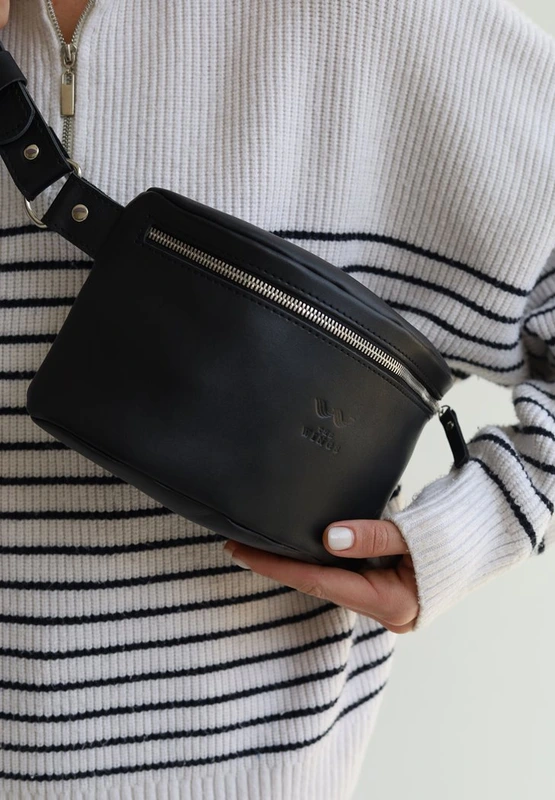 Шкіряна поясна сумка чорна