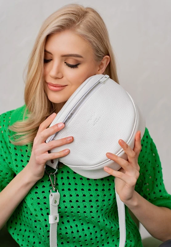 Шкіряна сумка поясна-кроссбоді Vacation біла флотар