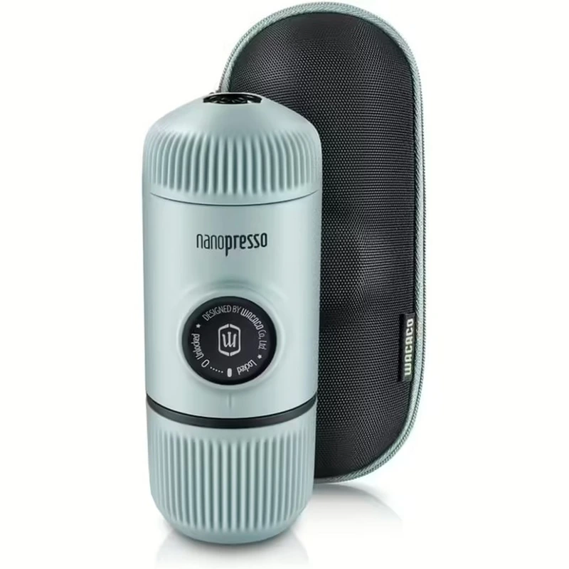 Портативна еспресо-кавоварка Wacaco Nanopresso блакитна з чохлом, механічна, для меленої кави — Wacaco