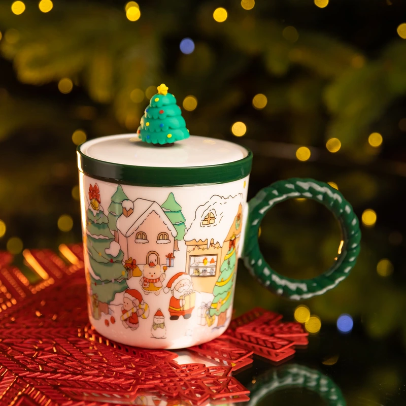 Чашка порцелянова з кришкою Ялинка 400 (мл) Зелена Yiwu FM-CS-36B — Yiwu