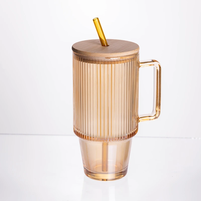 Скляна чашка з кришкою і трубочкою 750 мл Коричнева HP-19-50R