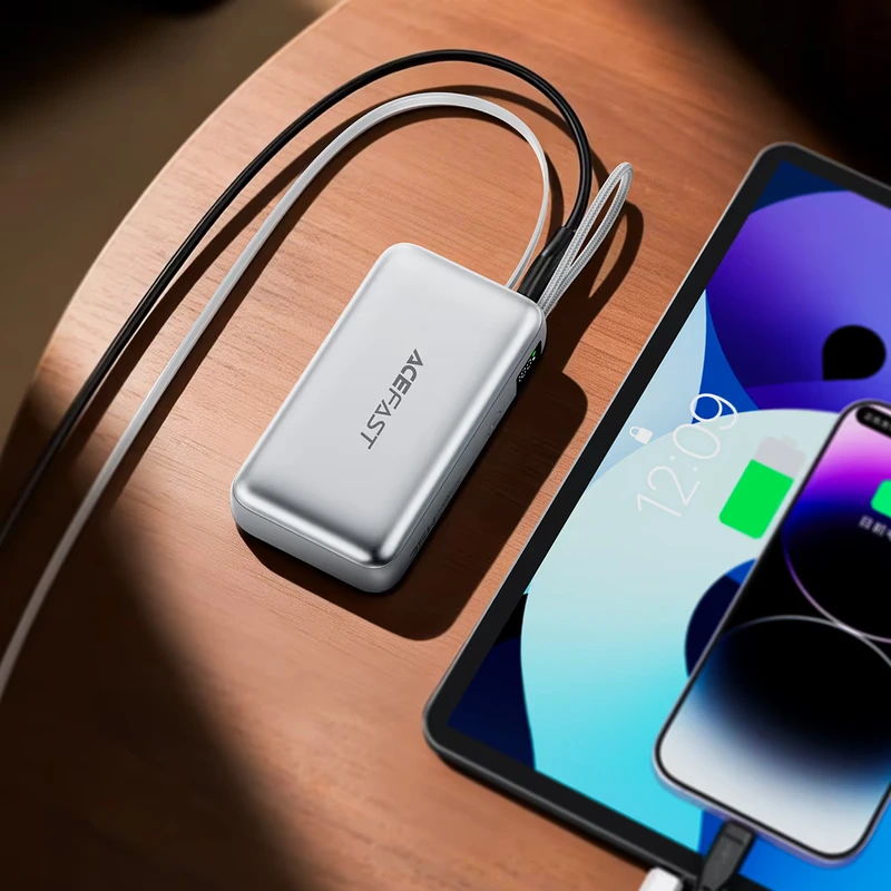Зовнішній акумулятор ACEFAST M32-10000 PD35W fast charging power bank with telescopic cable silver — фото 4
