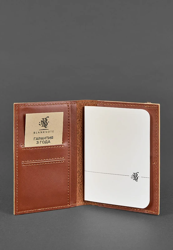 Шкіряна обкладинка для паспорта 2.0 світло-коричнева