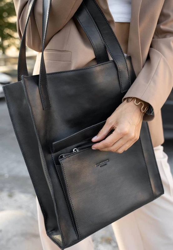 Шкіряна жіноча сумка шоппер Бетсі з кишенею чорна Краст