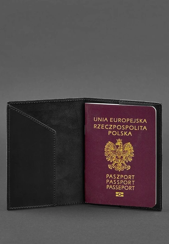 Шкіряна обкладинка для паспорта з польським гербом чорна Crazy Horse