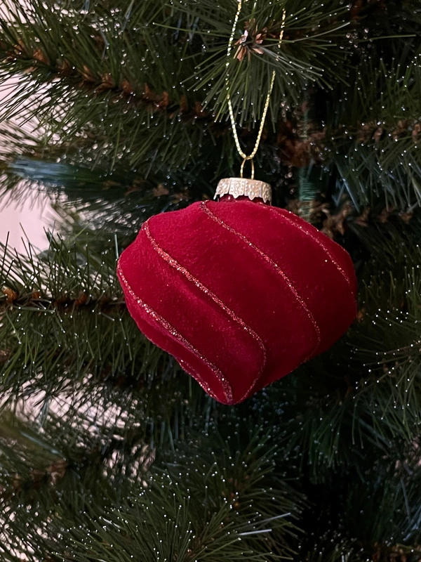 Ялинкова скляна кулька велюр "Дзига" Chomik Ø 8 см, червона хвиляста