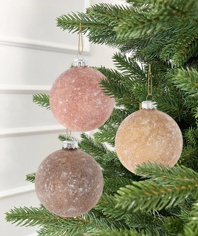 Ялинкова скляна кулька Chomik 8 см, пастельні кольори коричнева