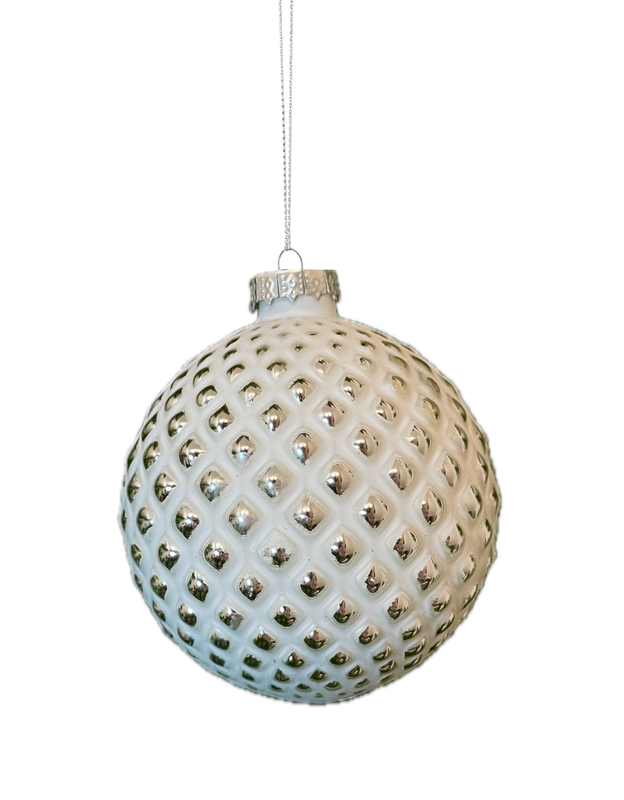 Ялинкова скляна кулька "Chomik" Ø 8 см, рельєф квадратний, біло-срібляста