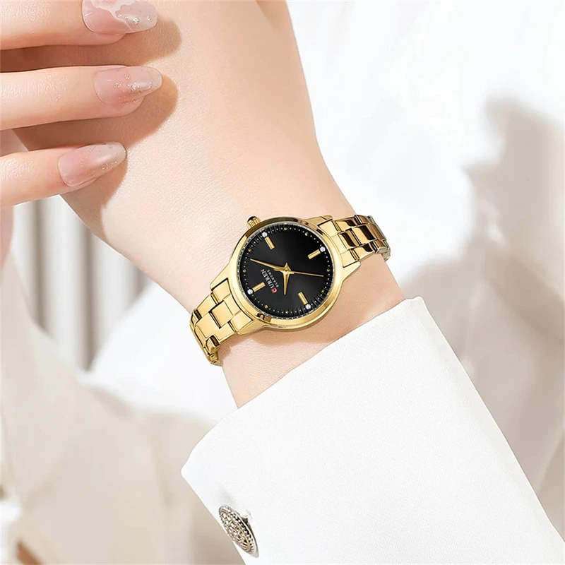 Жіночий наручний годинник Curren 9094 Gold-Black у класичному стилі з металевим браслетом — фото 3