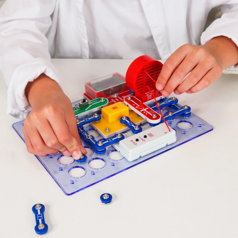 Конструктор електронний DOKA "ЗБИРАЄМО РАДІО"