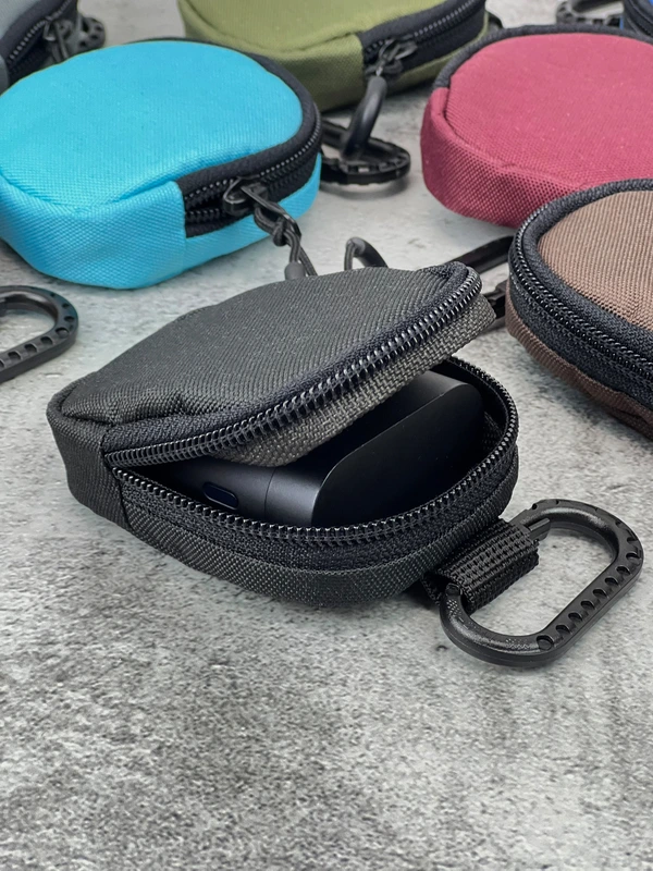 Органайзер - чохол для навушників (ключниця) на карабіні, Чорний