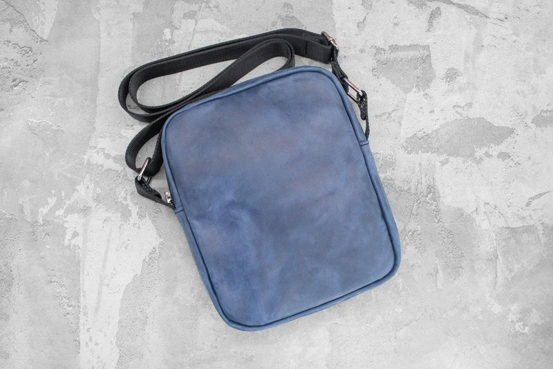Чоловіча сумка месенджер (через плече) з натуральної шкіри crazy horse, Синій