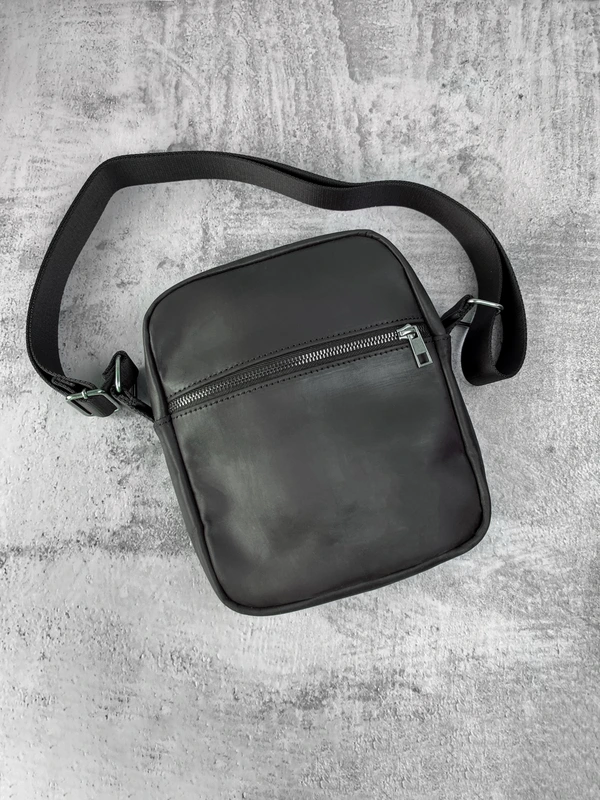 Чоловіча сумка месенджер (через плече) з натуральної шкіри crazy horse, Чорний