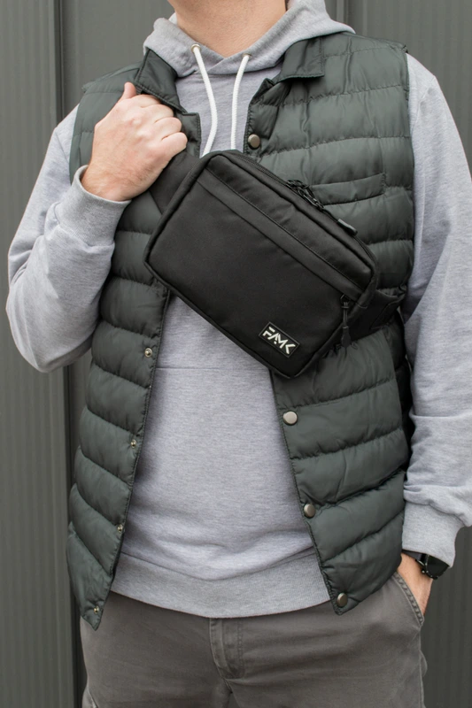 Сумка на пояс (Бананка) для чоловіків та жінок Famk R3 , Чорний