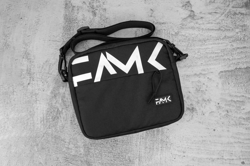 Сумка через плече для чоловіків та жінок Famk SMR3 2.0 , Чорний