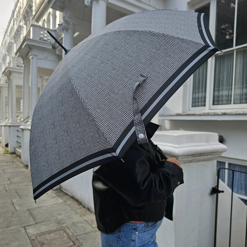 Парасолька-тростина жіноча Fulton Riva Auto-2 L065 Prince of Wales Stripe (Гусиная лапка)