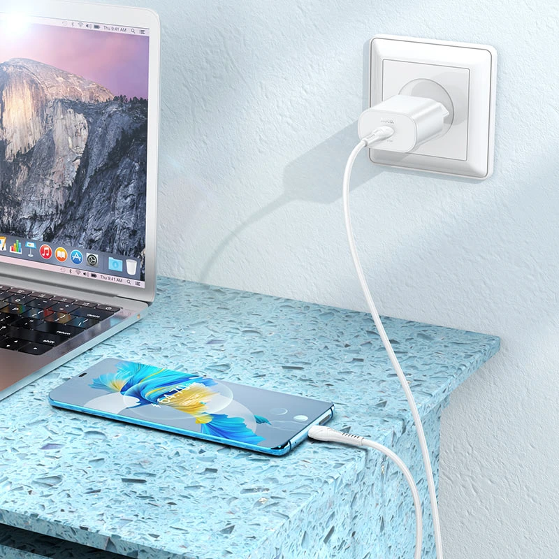 Мережевий зарядний пристрій з кабелем HOCO N22 Jetta PD25W charger set(Type-C to Type-C)(EU) White — фото 8