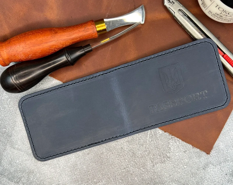 Шкіряна обкладинка ID паспорта та автодокументів "Crazy Hors", Синій