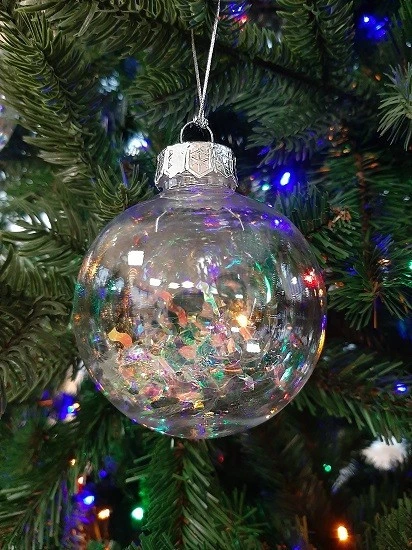 Набір прозорих кульок 4 шт, пластик, 8см, кольорова мішура