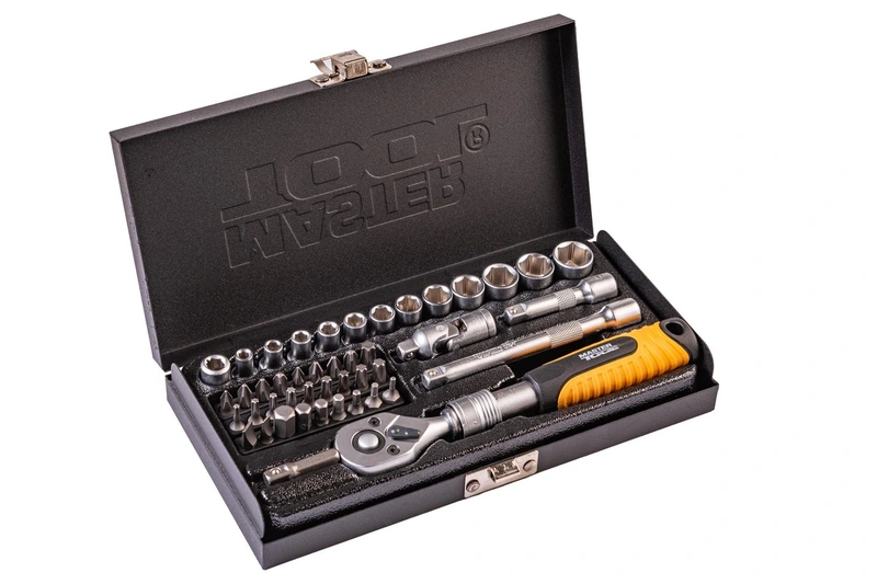 Набір інструментів MASTERTOOL PROFI ¼" 45 шт 4-13 мм телескопічна тріскачка CrV50BV30 металевий кейс 78-2045