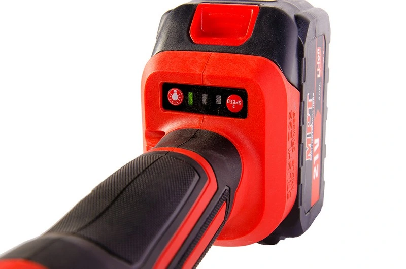 Машина кутошліфувальна MPT акумуляторна 100 мм 21V Li-ion 2 АКБ 4 А·год 2 швид пластиковий кейс MCAG2103.A1