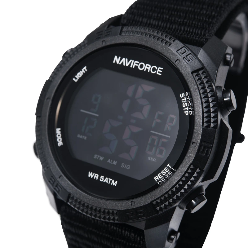 Чоловічий спортивний водостійкий тактичний годинник Naviforce Europe Armor Black
