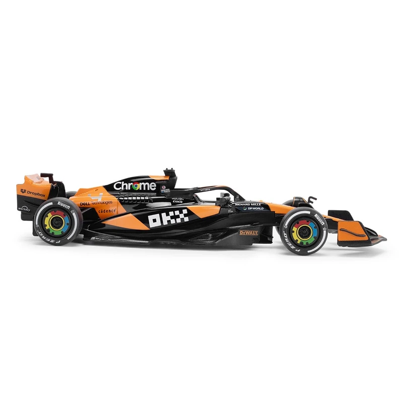 Автомодель - MCLAREN F1 (2024) (1:43)