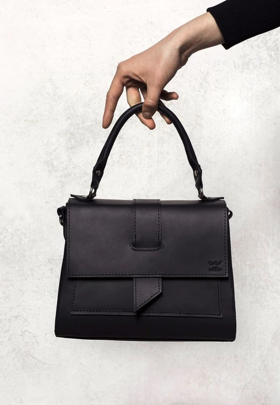 Жіноча шкіряна сумка Ester чорна