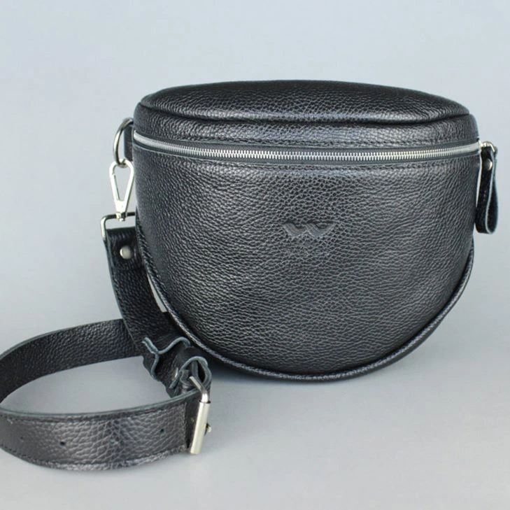 Шкіряна сумка поясна-кроссбоді Vacation чорна флотар