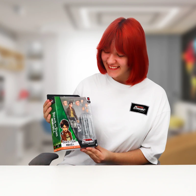 Ігрова фігурка TOTAL ANIME серії "Атака титанів" W1 - ЕРЕН (з аксес.)