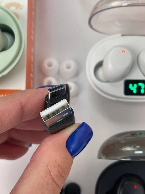 Бездротові навушники Earbuds К20 (Чорний)