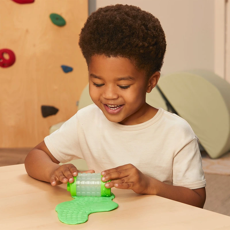 Маса для ліплення, що не засихає, WONDER FACTORY – СВІТ КОЛЬОРУ ТА ФОРМИ (в асорт., в дисп.)